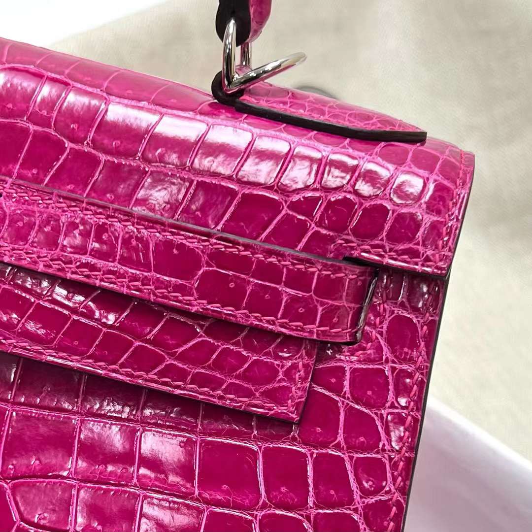 Hermès（爱马仕）Kelly 凯莉包 亮面倒v澳洲湾鳄 Shiny Porosus Crocodile E5 桃红色 银扣 28cm 全手工蜡线缝制 Phw