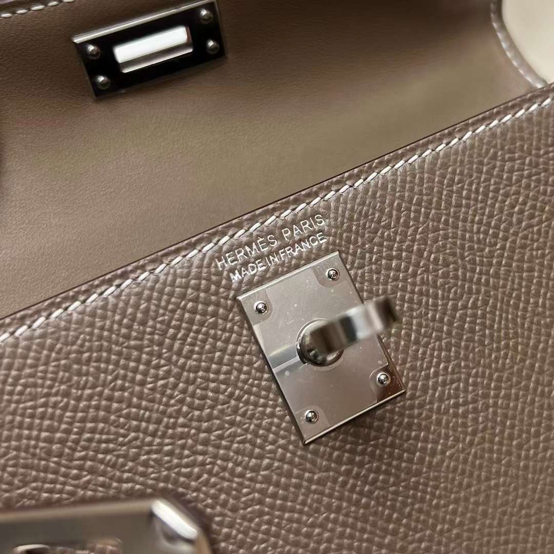 Hermès（爱马仕）Mini Kelly 迷你凯莉 Epsom Ck18 大象灰 银扣 19cm 全手工蜡线缝制 Phw