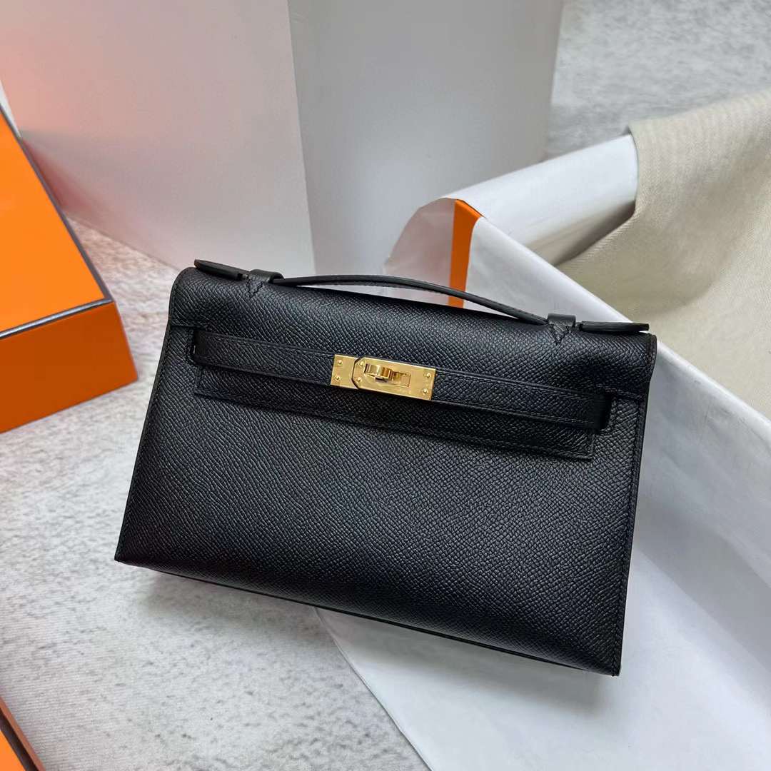 Hermès（爱马仕）Mini Kelly Pochette Epsom Ck89 黑色 金扣 22cm 全手工蜡线缝制 Ghw
