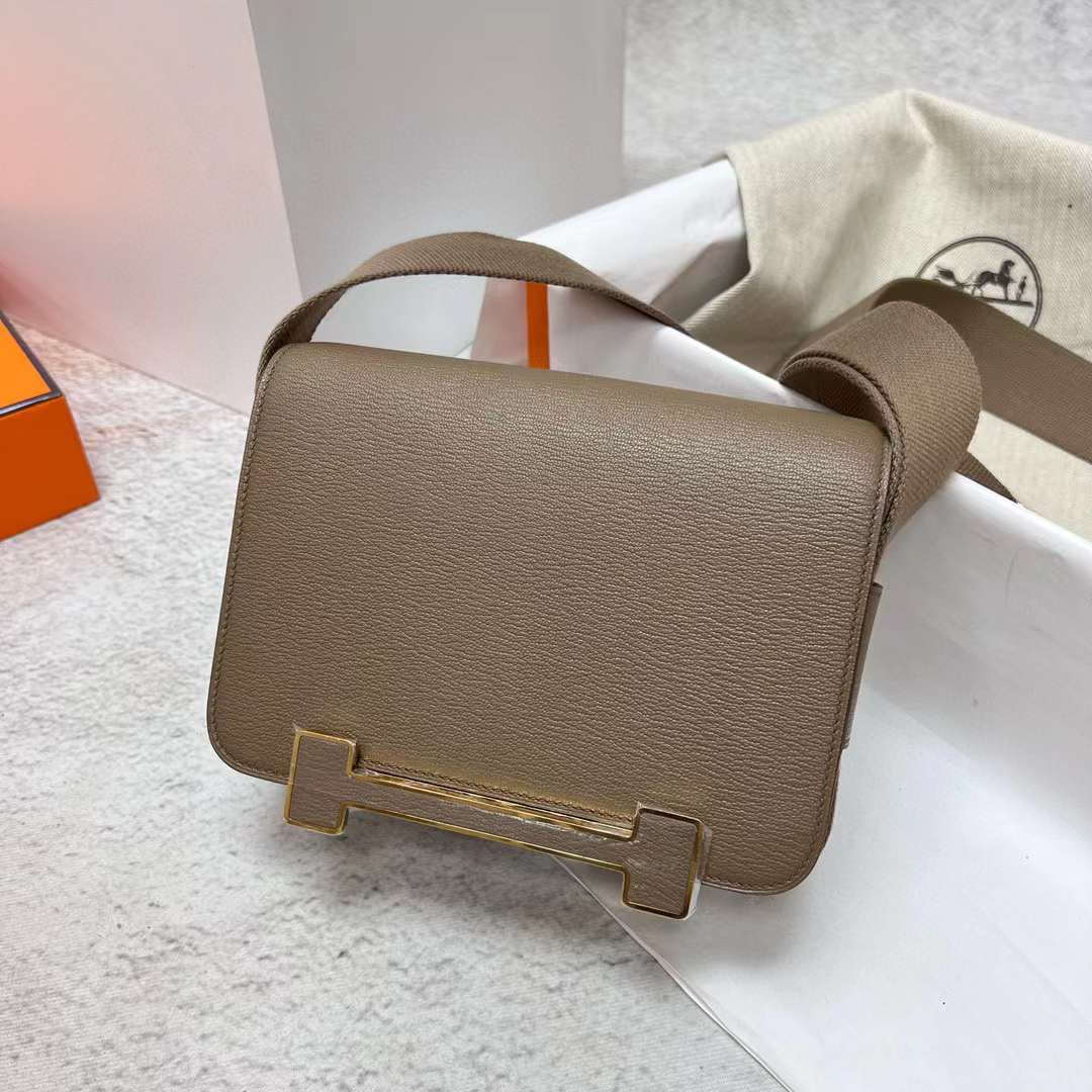 Hermès（爱马仕）Geta 木屐包 Chevre 进口山羊皮 Ck18 大象灰 金扣 20cm 全手工蜡线缝制 Ghw