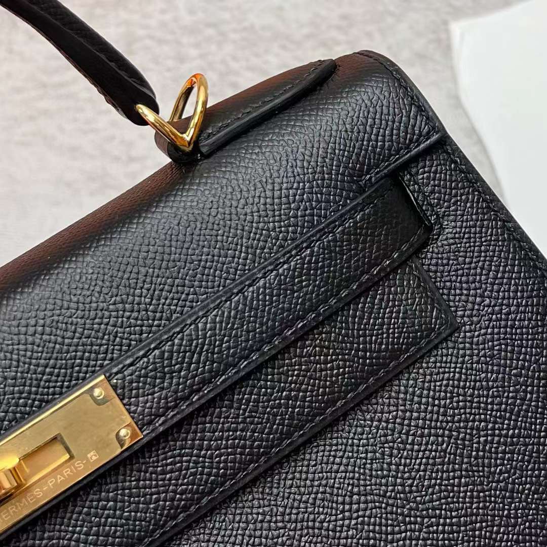 Hermès（爱马仕）Kelly 凯莉包 Epsom Ck89 黑色 金扣 28cm 全手工蜡线缝制 Ghw