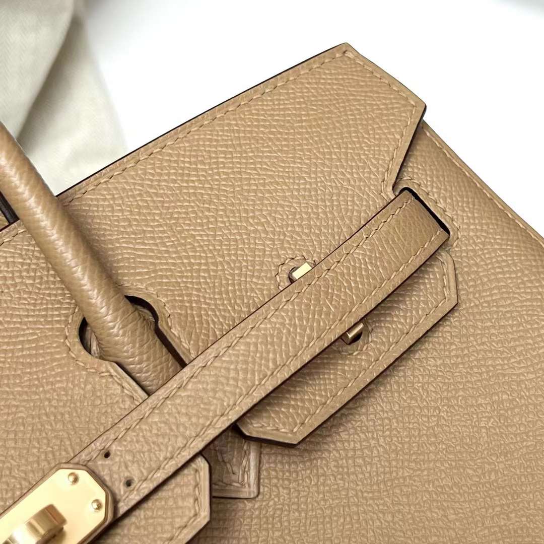 Hermès（爱马仕）Birkin 铂金包 Sellier Epsom 0M 奶茶色 金扣 25cm 全手工蜡线缝制 Ghw
