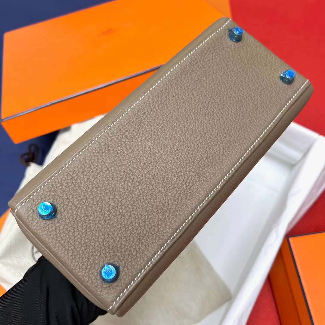 Hermès（爱马仕）Kelly 凯莉包 Togo Ck18 大象灰 银扣 25cm 全手工蜡线缝制 Phw
