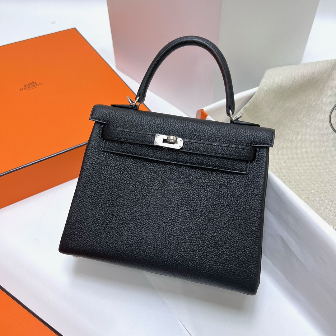 Hermès（爱马仕）Kelly 凯莉包 togo 小牛皮 ck89 黑色 Noir 银扣 PHW 25cm 顶级手缝
