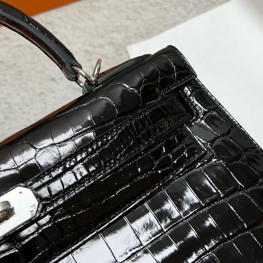 Hermès（爱马仕）Kelly 凯莉包 Crocodile shiny 亮面鳄鱼 ck89 黑色 Noir 银扣 Phw 28cm 顶级手缝