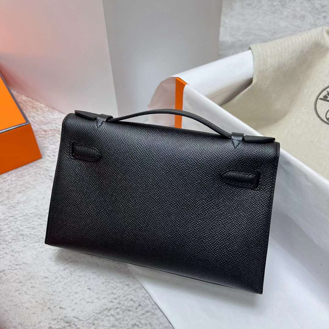 Hermès（爱马仕）Mini Kelly Pochette Epsom Ck89 黑色 金扣 22cm 全手工蜡线缝制 Ghw