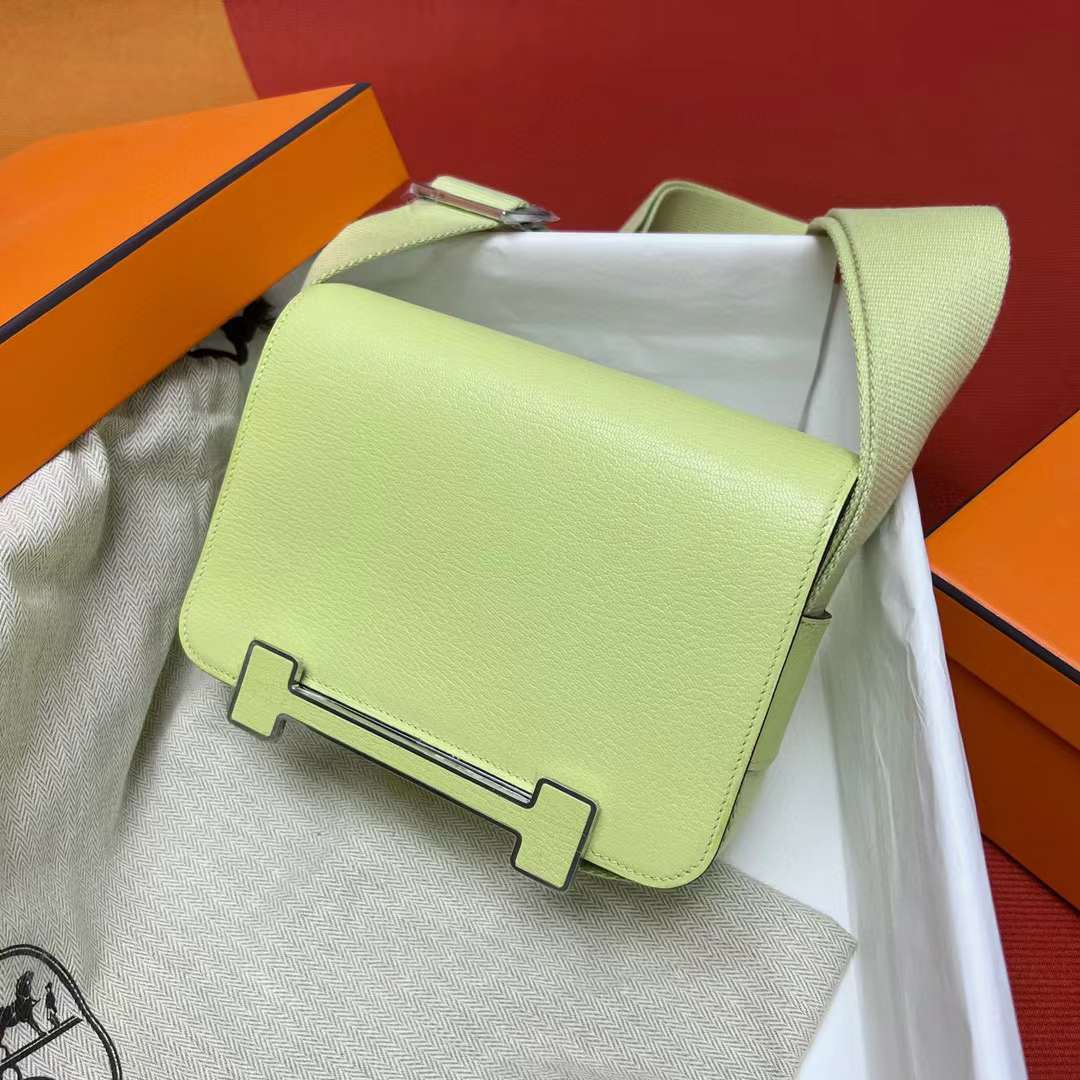 Hermès（爱马仕）Geta 木屐包 Chevre 进口山羊皮 R9 嫩芽黄 银扣 20cm 全手工蜡线缝制 Phw