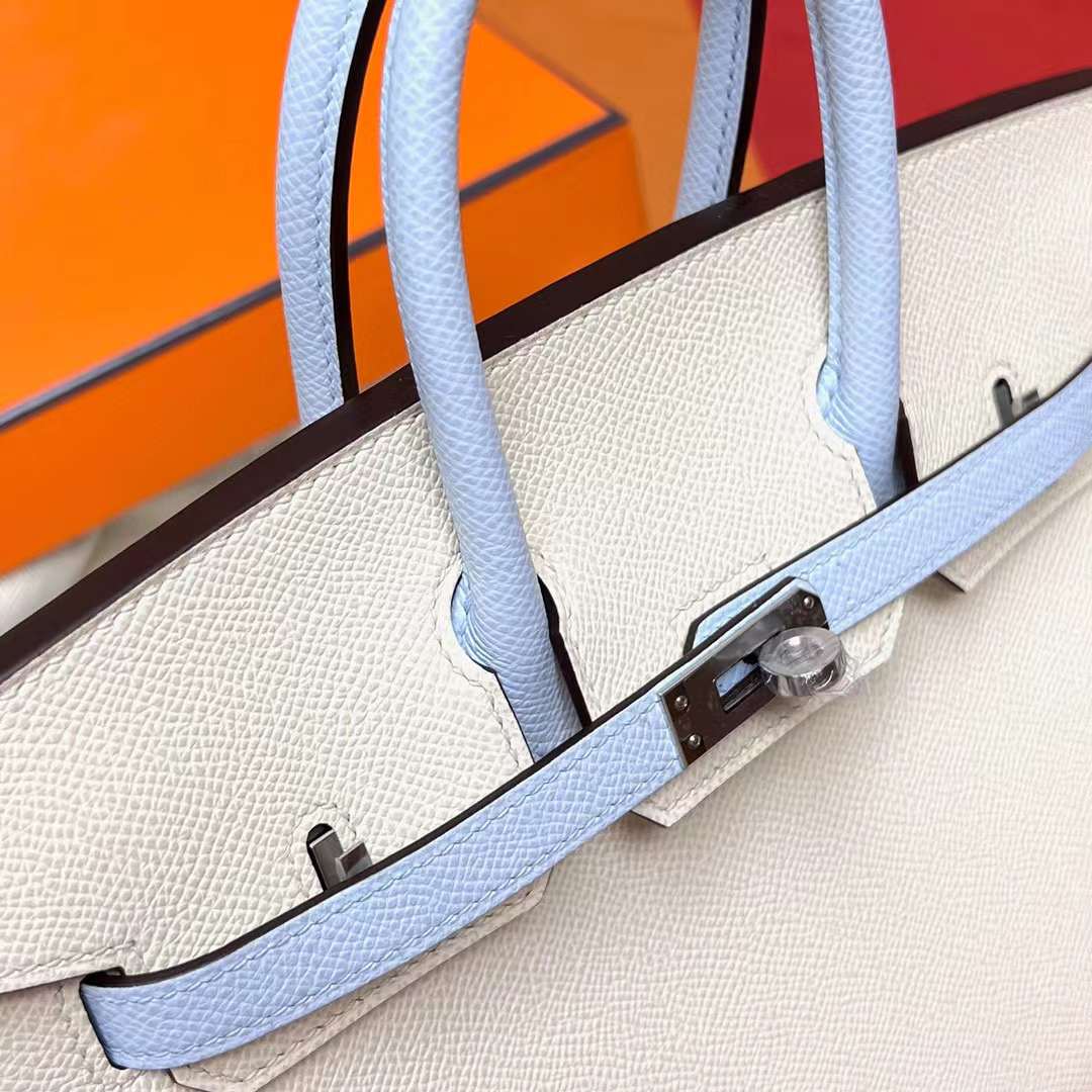 Hermès（爱马仕）Birkin 铂金包 Sellier Epsom I2 奶油白 拼 T0 雾蓝色 银扣 25cm 全手工蜡线缝制 Phw