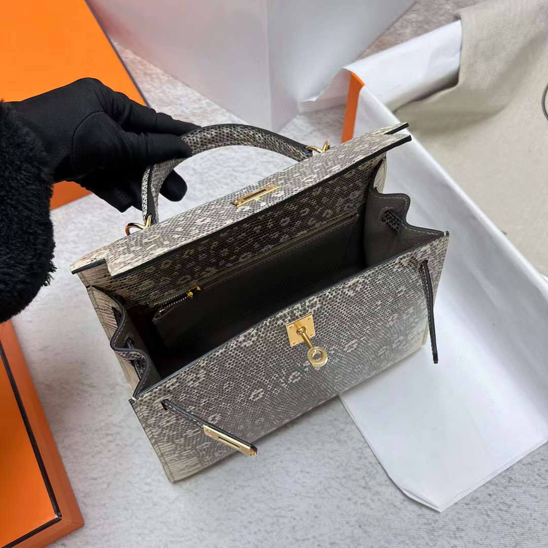 Hermès（爱马仕）Kelly 凯莉包 Lizard 进口蜥蜴皮 01 自然色 雪花色 金扣 25cm 全手工蜡线缝制 Phw