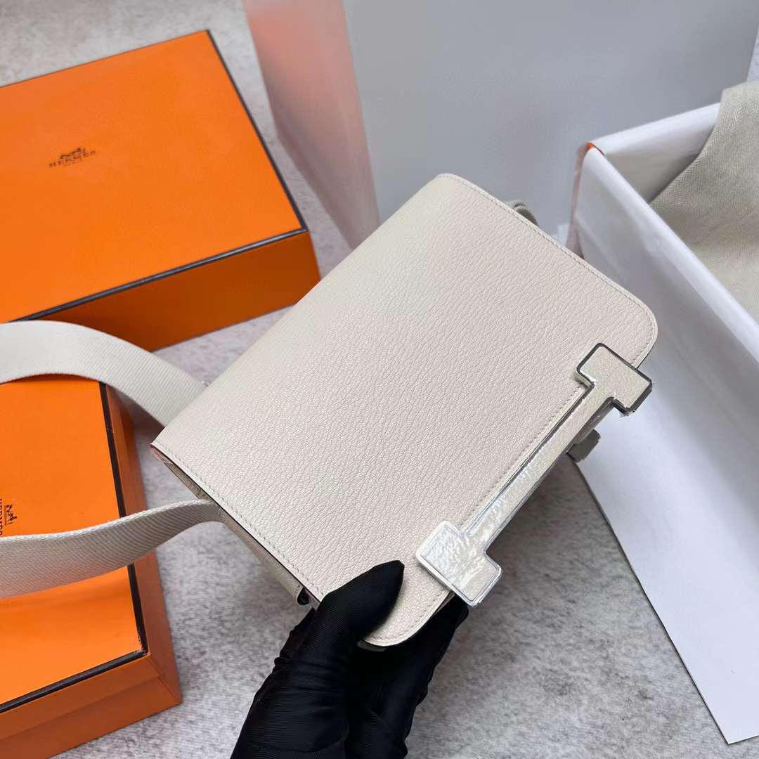 Hermès（爱马仕）Geta 木屐包 Chevre 进口山羊皮 I2 奶油白 银扣 20cm 全手工蜡线缝制 Phw