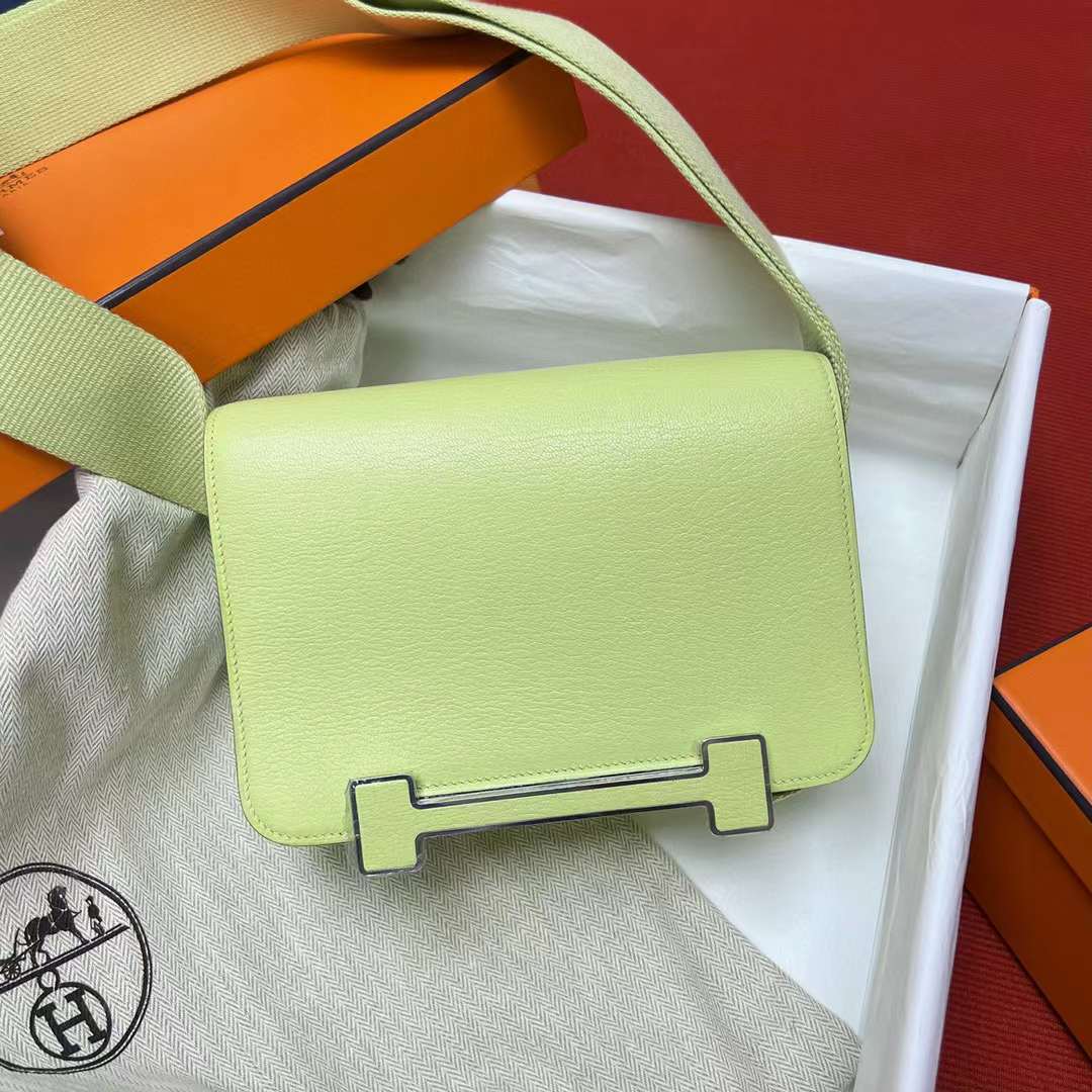 Hermès（爱马仕）Geta 木屐包 Chevre 进口山羊皮 R9 嫩芽黄 银扣 20cm 全手工蜡线缝制 Phw