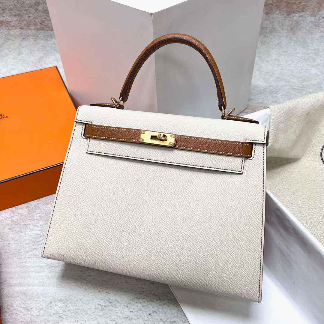 Hermès（爱马仕）Kelly 凯莉包 Epsom Ck10 奶昔白 拼 Ck37 金棕色 金扣 28cm 全手工蜡线缝制 Ghw