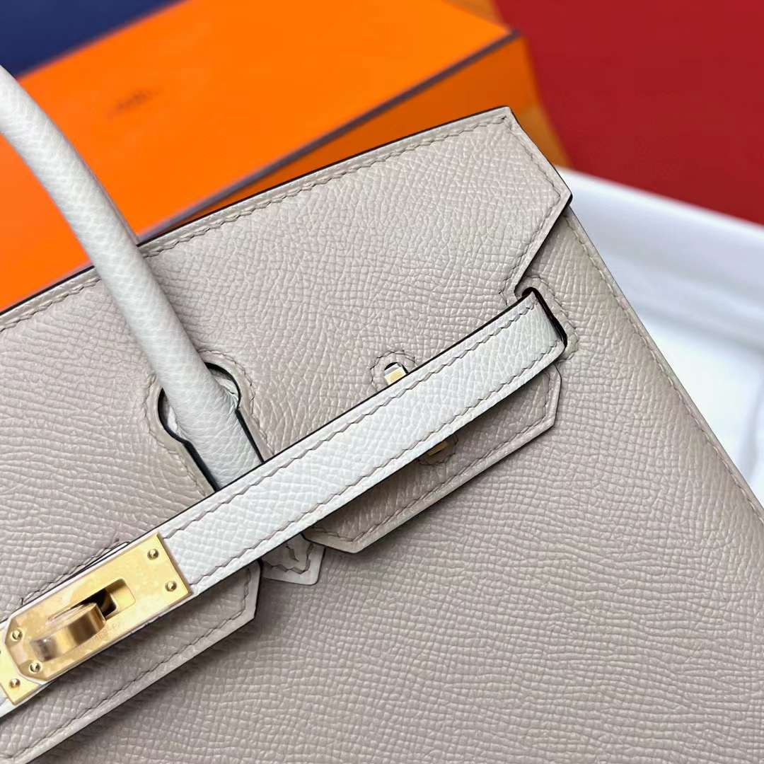 Hermès（爱马仕）Birkin 铂金包 Sellier Epsom S2 风衣灰 拼 ck10 奶昔白 拉丝金扣 25cm 全手工蜡线缝制 MPhw