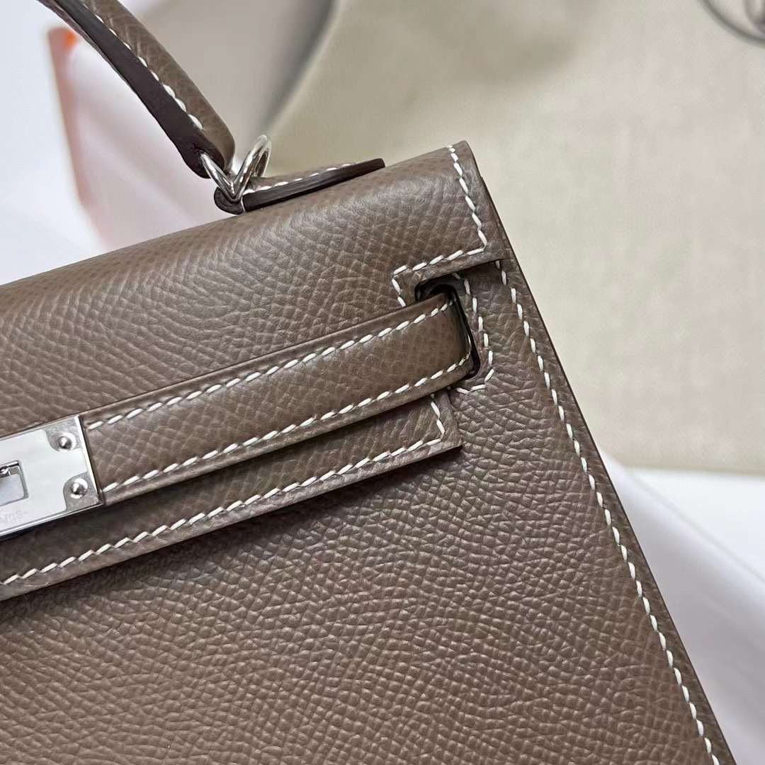 Hermès（爱马仕）Mini Kelly 迷你凯莉 Epsom Ck18 大象灰 银扣 19cm 全手工蜡线缝制 Phw