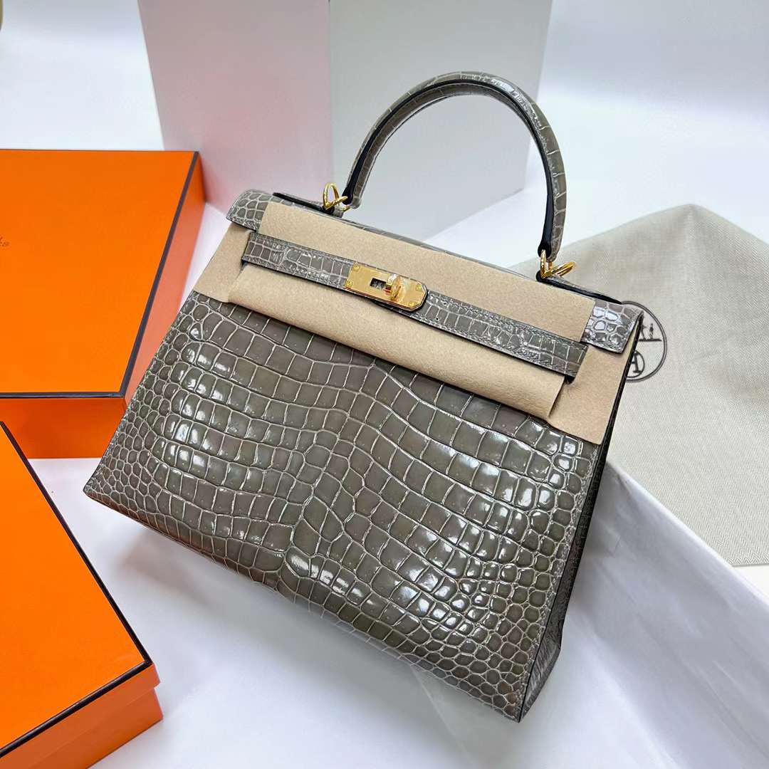 Hermès（爱马仕）Kelly 凯莉包 亮面倒v澳洲湾鳄 Shiny Porosus Crocodile Ck81 斑鸠灰 金扣 28cm 全手工蜡线缝制 Ghw