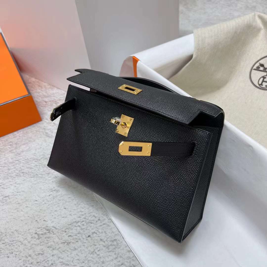 Hermès（爱马仕）Mini Kelly Pochette Epsom Ck89 黑色 金扣 22cm 全手工蜡线缝制 Ghw