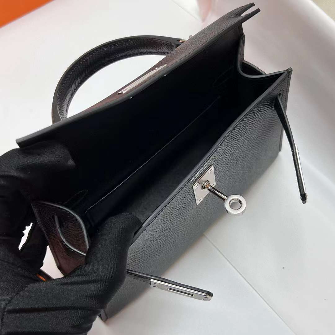 Hermès（爱马仕）Mini Kelly 迷你凯莉 Epsom Ck89 黑色 银扣 19cm 全手工蜡线缝制 Phw