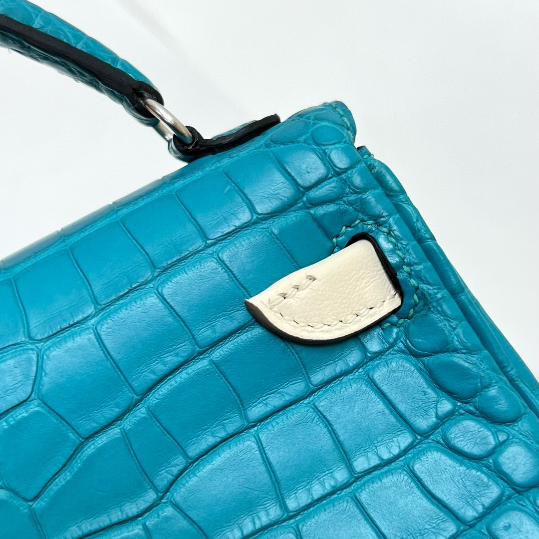 Hermès（爱马仕）Kelly doll Swift 拼 Alligator matt 雾面鳄鱼皮 孔雀蓝 blue paon 拼 奶油白 银扣 Phw 16cm 顶级手缝