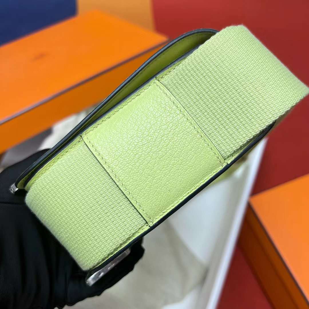 Hermès（爱马仕）Geta 木屐包 Chevre 进口山羊皮 R9 嫩芽黄 银扣 20cm 全手工蜡线缝制 Phw