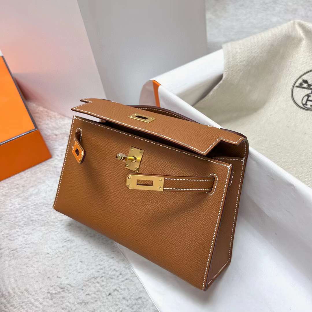 Hermès（爱马仕）Mini Kelly Pochette Epsom Ck37 金棕色 金扣 22cm 全手工蜡线缝制 Ghw