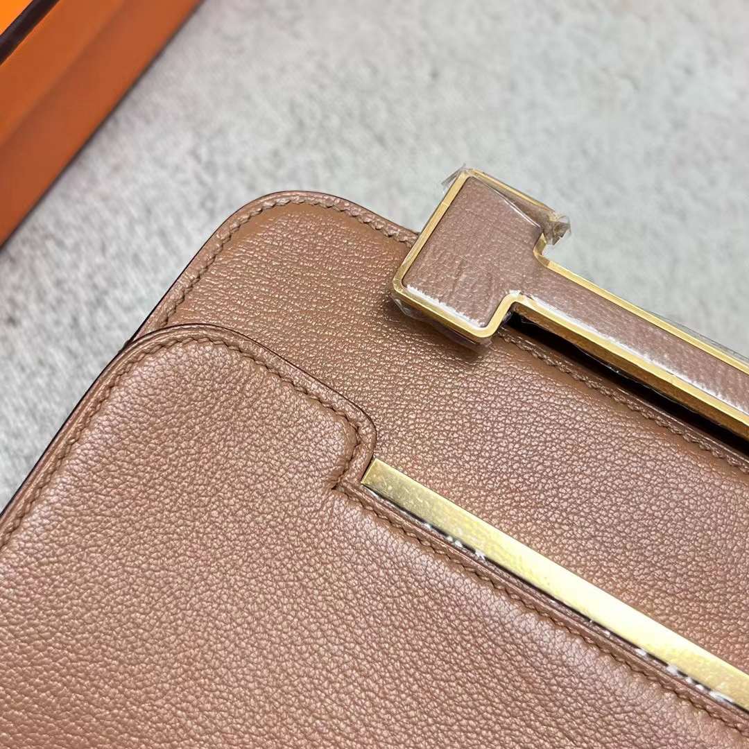 Hermès（爱马仕）Geta 木屐包 Chevre 进口山羊皮 2J 雀木色 金扣 20cm 全手工蜡线缝制 Ghw