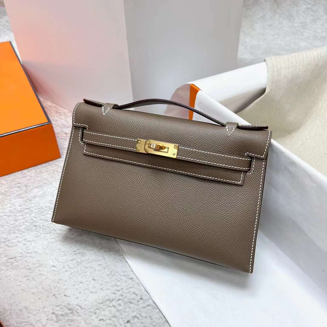 Hermès（爱马仕）Mini Kelly Pochette Epsom Ck18 大象灰 金扣 22cm 全手工蜡线缝制 Ghw