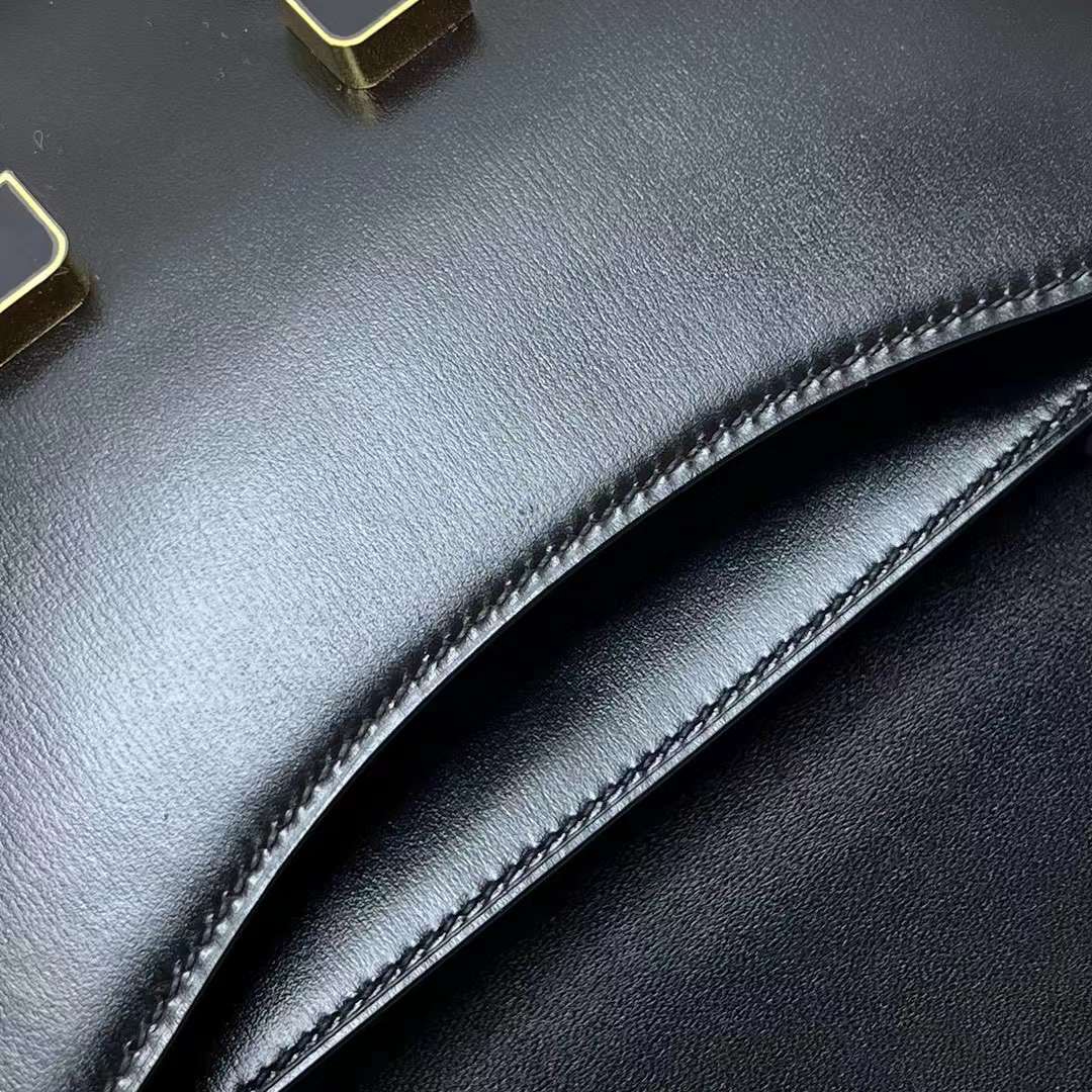 Hermès（爱马仕）Constance 空姐包 Boxcalf Ck89 黑色 珐琅扣 19cm 全手工蜡线缝制 Ghw