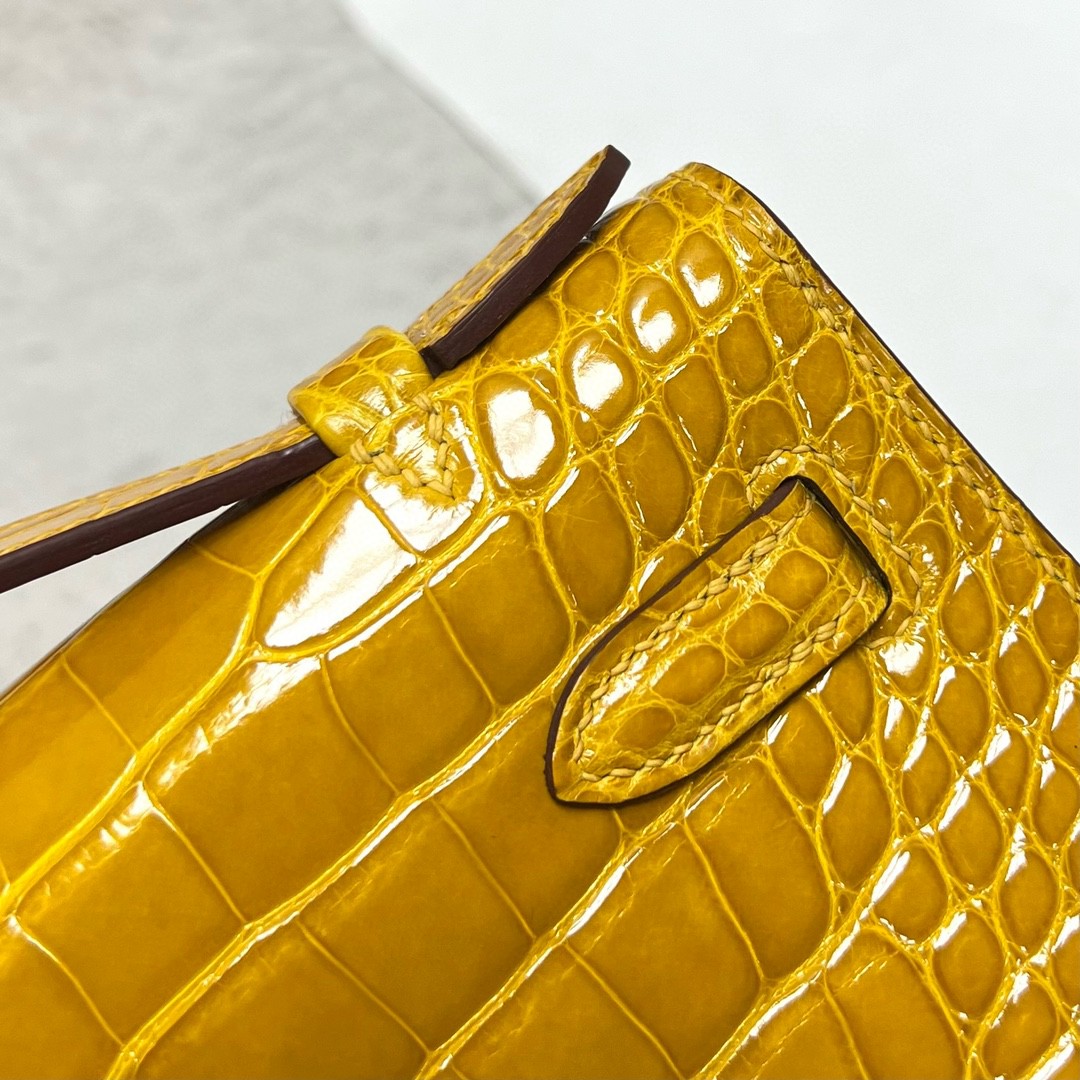 Hermès（爱马仕）Mini pochette Alligator shiny 亮面鳄鱼皮 9D 琥珀黄 Ambre 金扣 GHW 22cm 手拿包 晚宴包