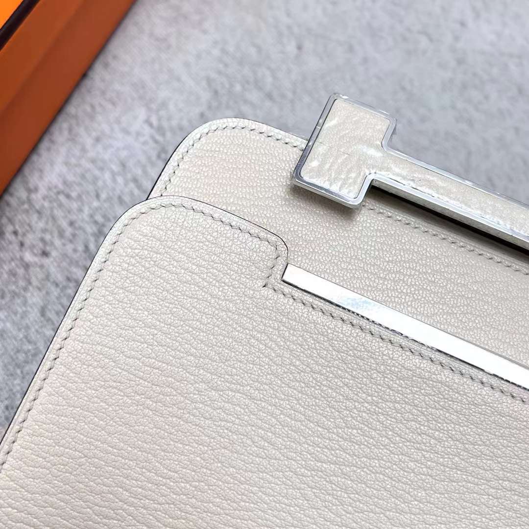 Hermès（爱马仕）Geta 木屐包 Chevre 进口山羊皮 I2 奶油白 银扣 20cm 全手工蜡线缝制 Phw