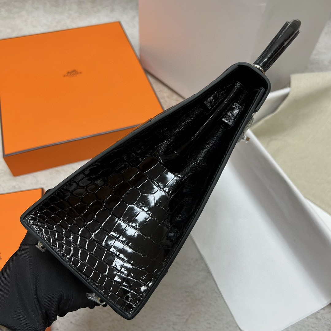 Hermès（爱马仕）Kelly 凯莉包 Crocodile shiny 亮面鳄鱼 ck89 黑色 Noir 银扣 Phw 28cm 顶级手缝