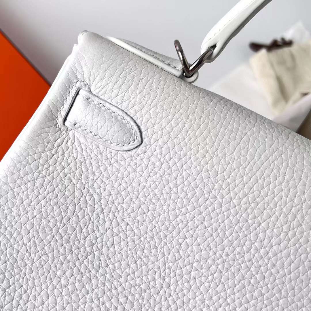 Hermès（爱马仕）Kelly 凯莉包 Clemence（原厂进口tc皮）01 纯白 银扣 25cm 全手工蜡线缝制 Phw