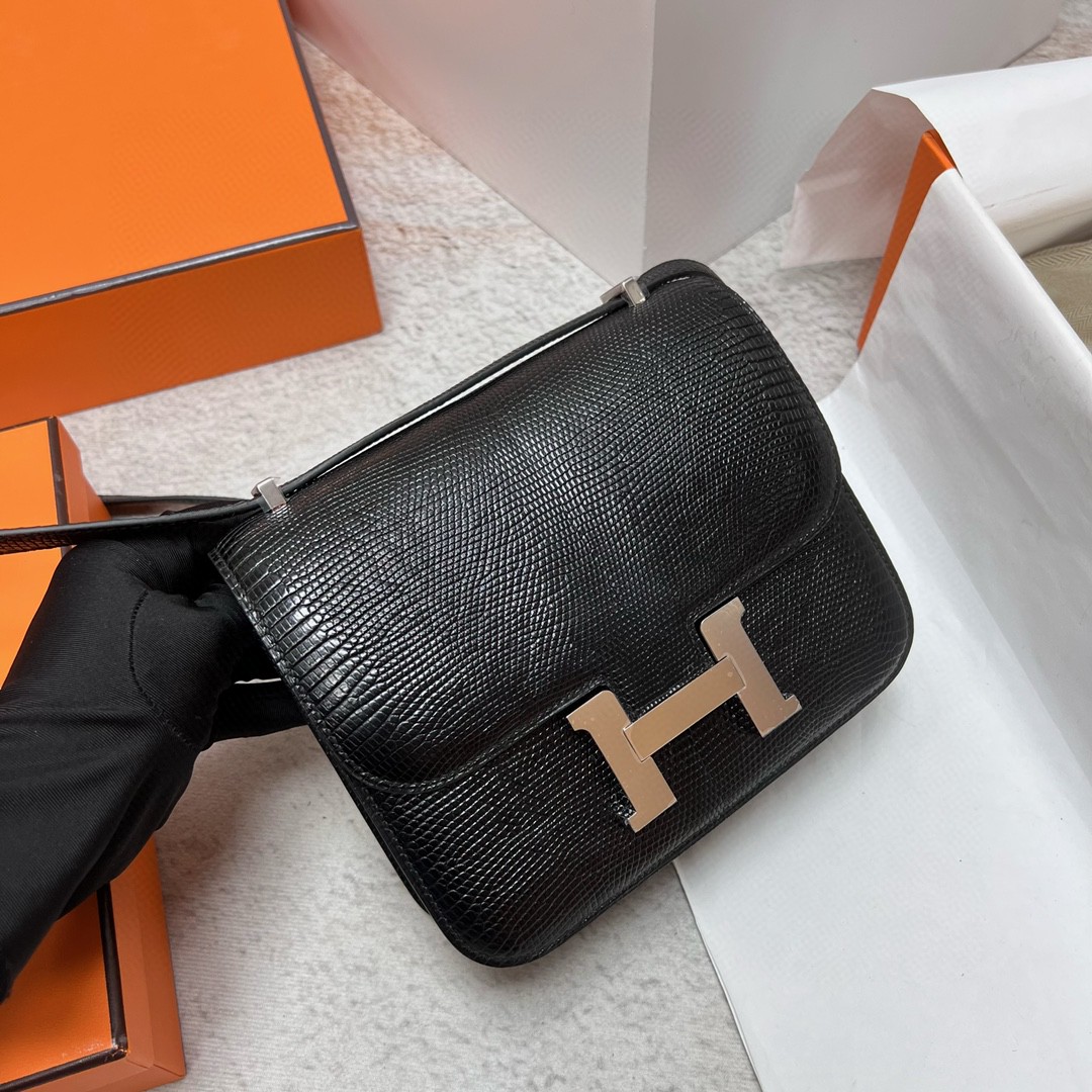 Hermès（爱马仕）Constance 空姐包 Lizard 进口亮面蜥蜴皮 ck89 黑色 Noir 银扣 18cm PHW 顶级手缝 Noir 银扣 18cm PHW 顶级手缝