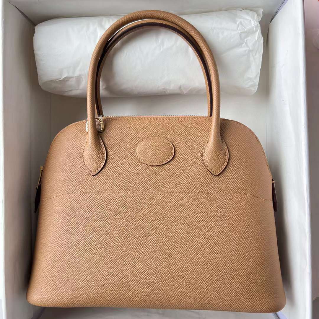 Hermès（爱马仕）Bolide 保龄球包 Epsom 0M 奶茶色 金扣 27cm 全手工蜡线缝制 Ghw