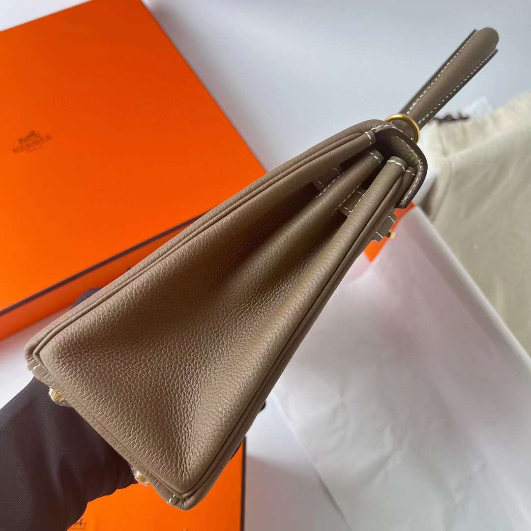 Hermès（爱马仕）Kelly 凯莉包 Togo皮 Ck18 大象灰 金扣 25cm 全手工蜡线缝制 Ghw