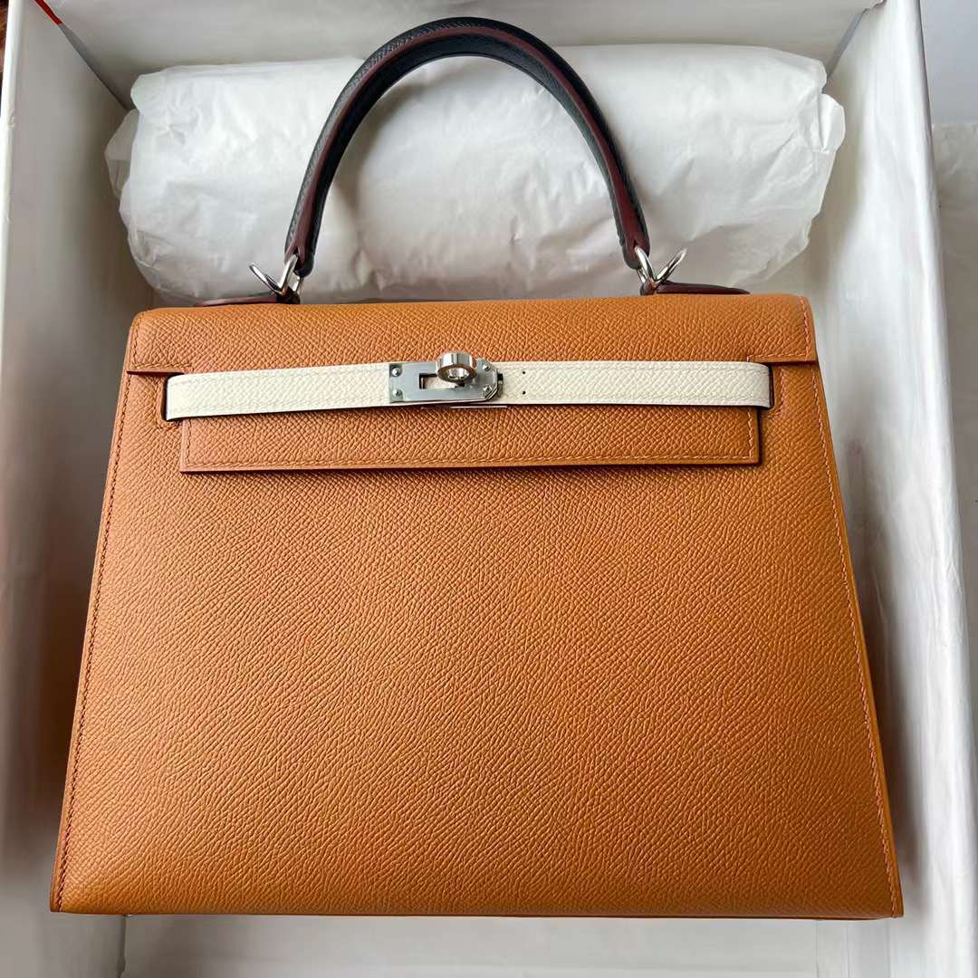 Hermès（爱马仕）Kelly 凯莉包 Epsom 掌纹皮 三拼色 Ck37 金棕色 拼 I2 奶油白 拼 黑色 内拼 宝石蓝 银扣 25cm 全手工蜡线缝制 Phw