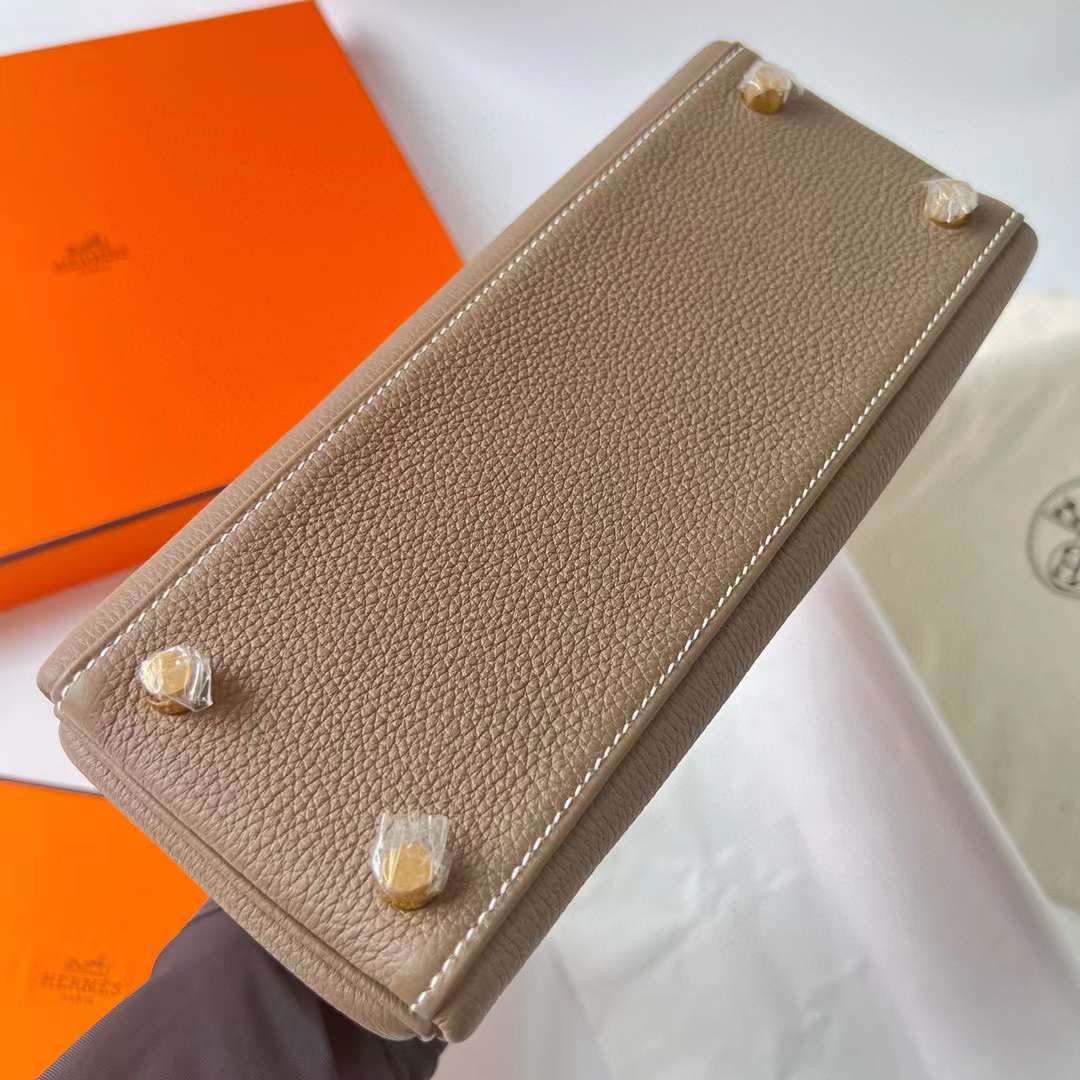Hermès（爱马仕）Kelly 凯莉包 Togo皮 Ck18 大象灰 金扣 25cm 全手工蜡线缝制 Ghw