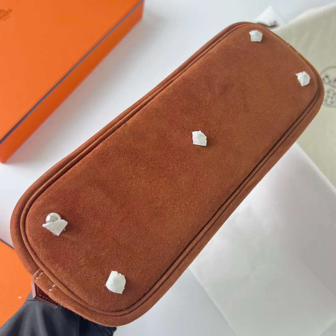 Hermès（爱马仕）Bolide 保龄球包 Suede 拼 Barenia Ck37 金棕色 银扣 25cm 全手工蜡线缝制 Phw
