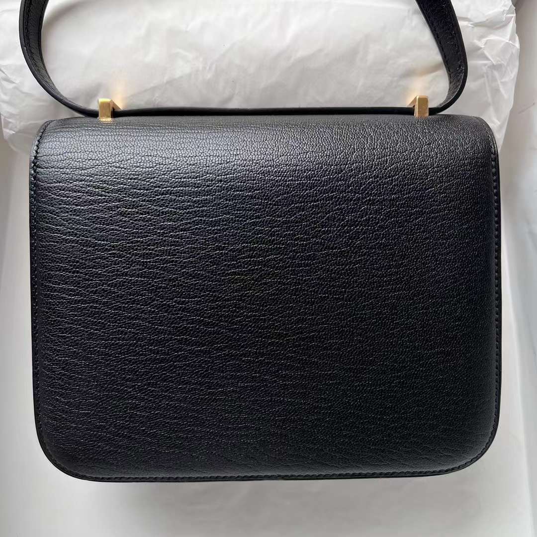 Hermès（爱马仕）Constance 康斯坦斯 Chevre 进口山羊皮 ck89 黑色 金扣 19cm 全手工蜡线缝制 Ghw
