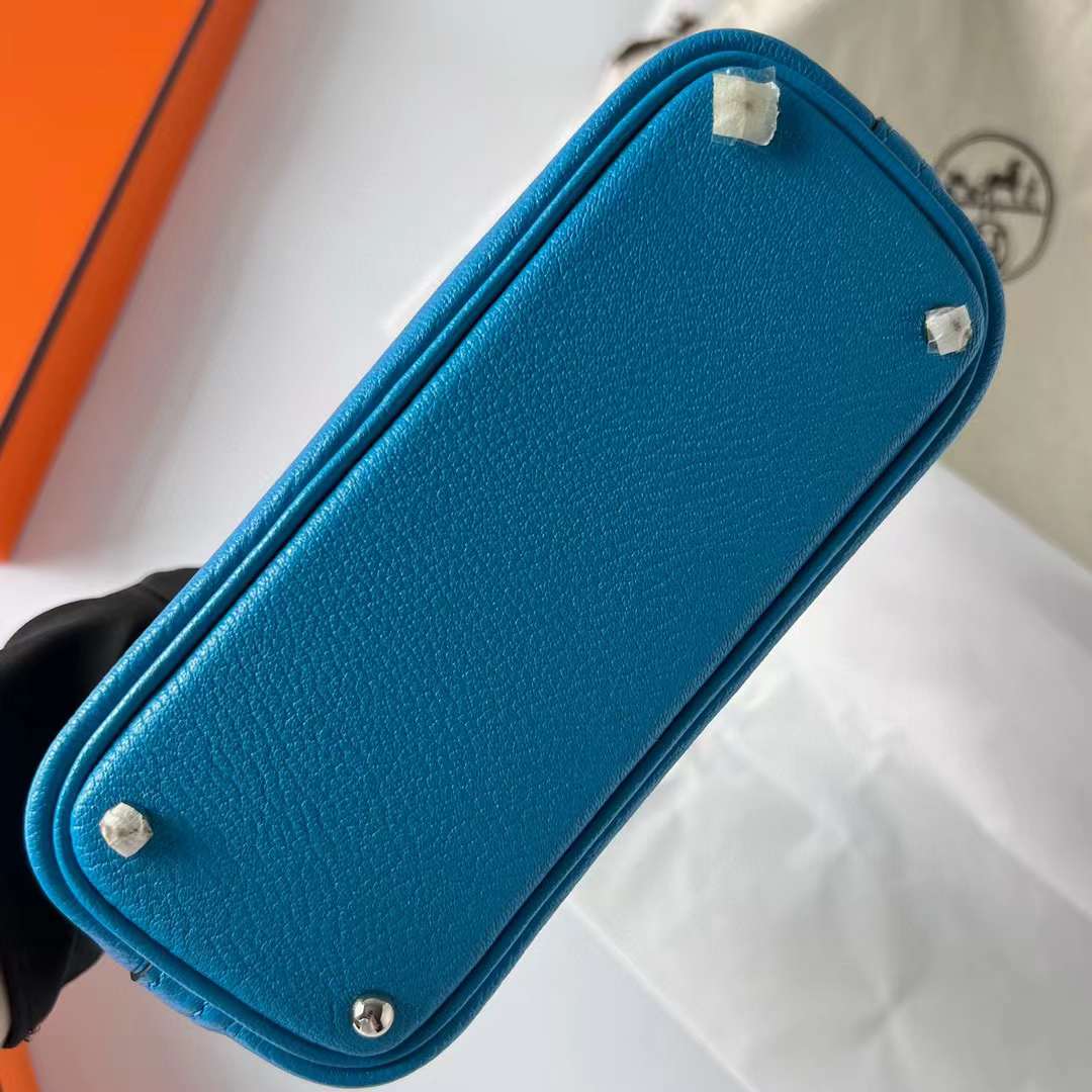 Hermès（爱马仕）Mini Bolide 迷你保龄球包 Chevre 山羊皮 0F 佛里达蓝 银扣 19cm 全手工蜡线缝制 Phw
