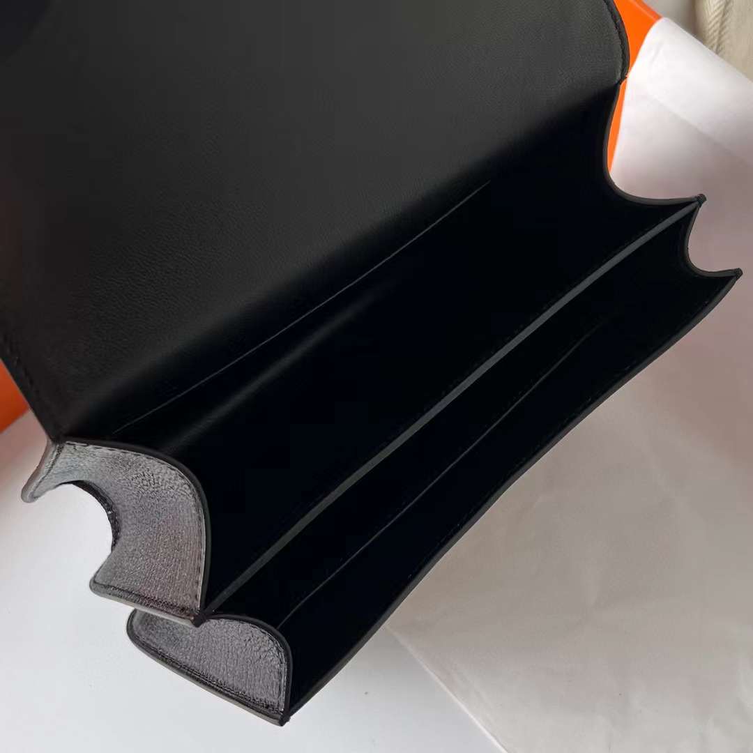 Hermès（爱马仕）Constance 康斯坦斯 Chevre 进口山羊皮 ck89 黑色 金扣 19cm 全手工蜡线缝制 Ghw