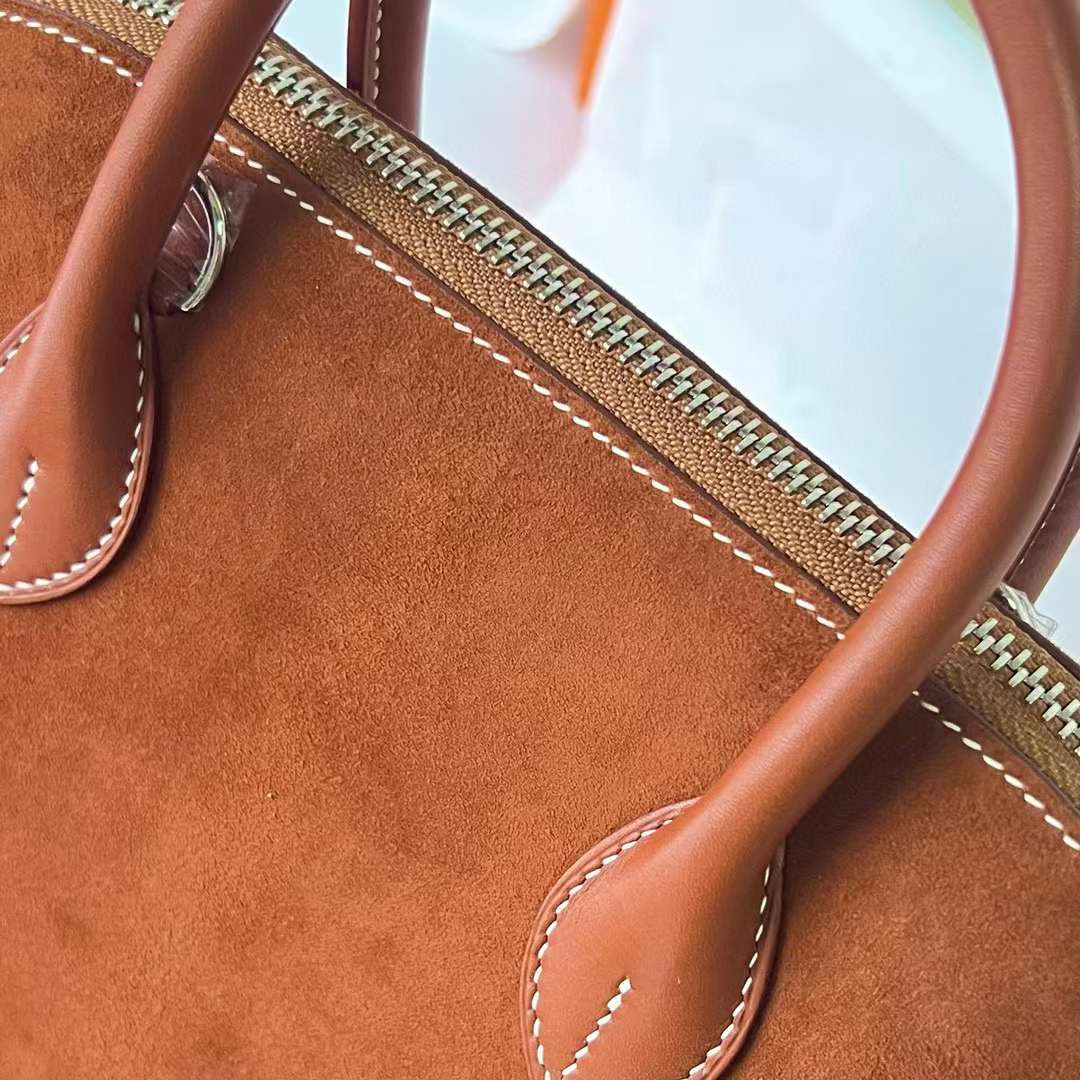 Hermès（爱马仕）Bolide 保龄球包 Suede 拼 Barenia Ck37 金棕色 银扣 25cm 全手工蜡线缝制 Phw