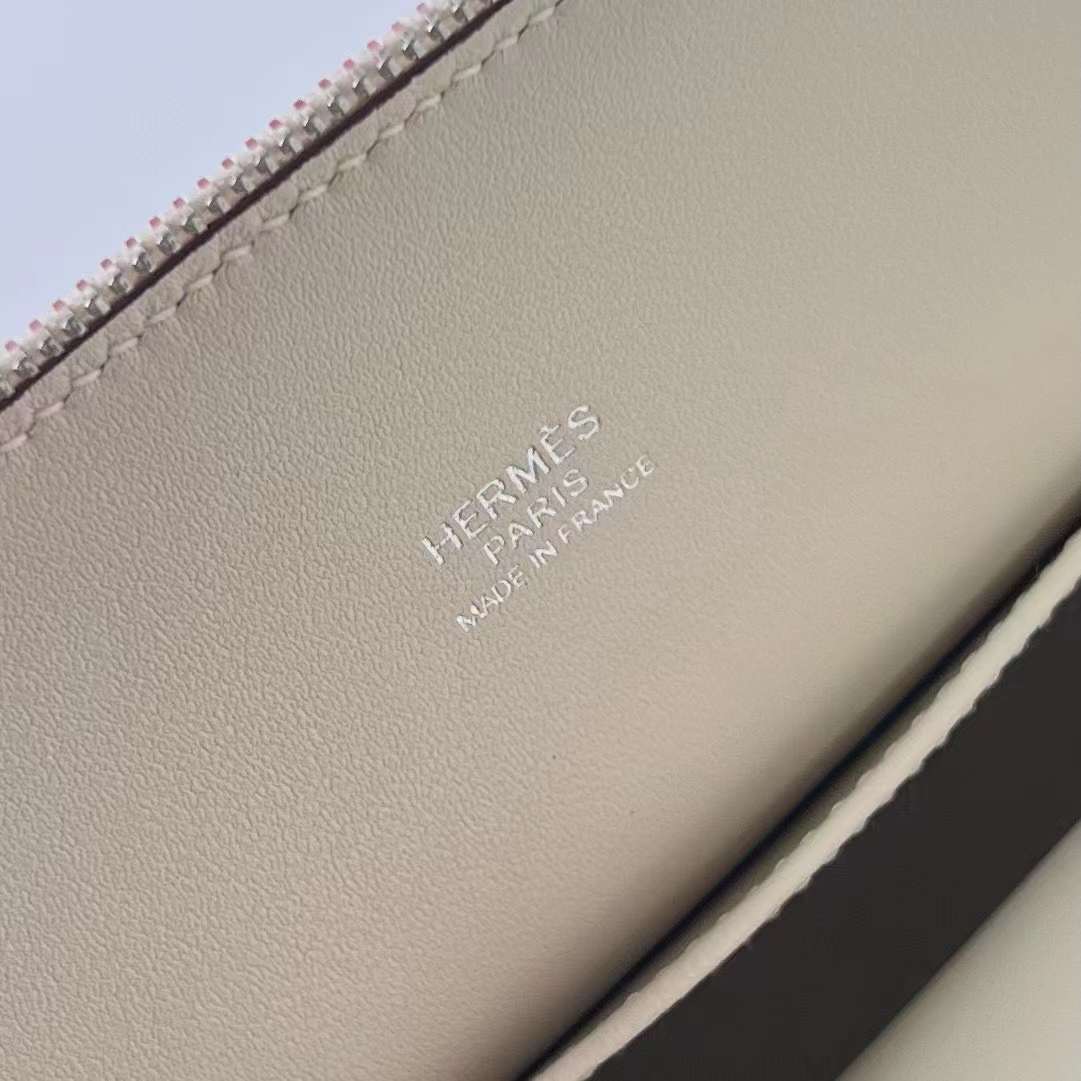 Hermès（爱马仕）Mini Bolide 迷你保龄球包 Chevre 进口山羊皮 I2 奶油白 银扣 19cm 全手工蜡线缝制 Phw