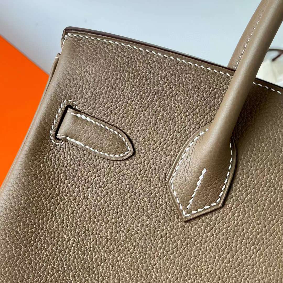 Hermès（爱马仕）Birkin 铂金包 Togo 原厂进口小牛皮 Ck18 大象灰 金扣 30cm 全手工蜡线缝制 Ghw