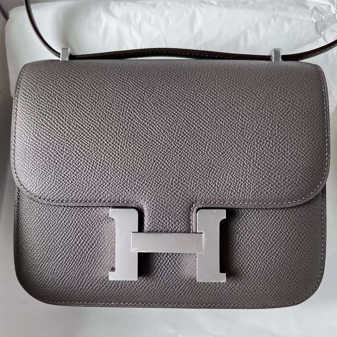 Hermès（爱马仕）Constance 康斯坦斯 Epsom 8F 锡器灰 银扣 19cm 全手工蜡线缝制 Phw
