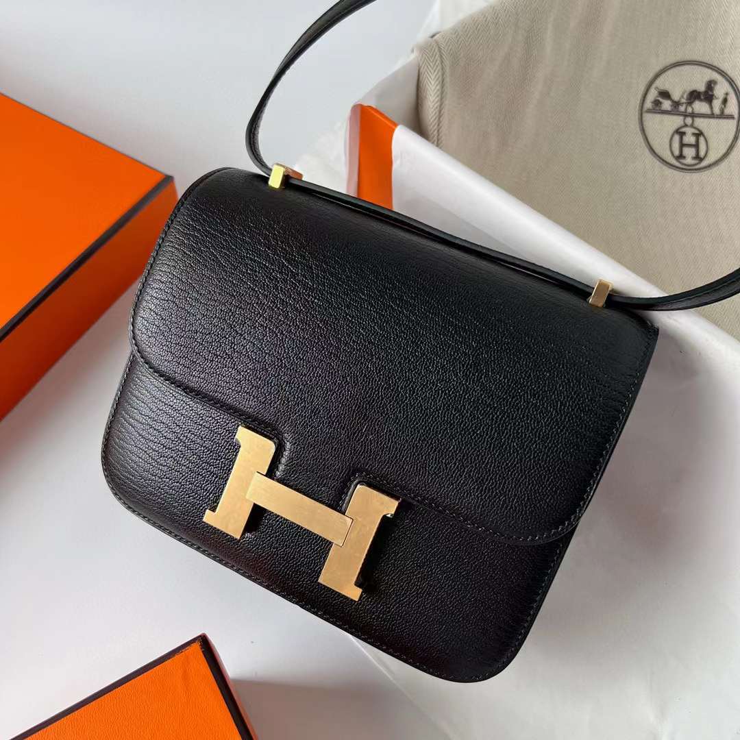 Hermès（爱马仕）Constance 康斯坦斯 Chevre 进口山羊皮 ck89 黑色 金扣 19cm 全手工蜡线缝制 Ghw