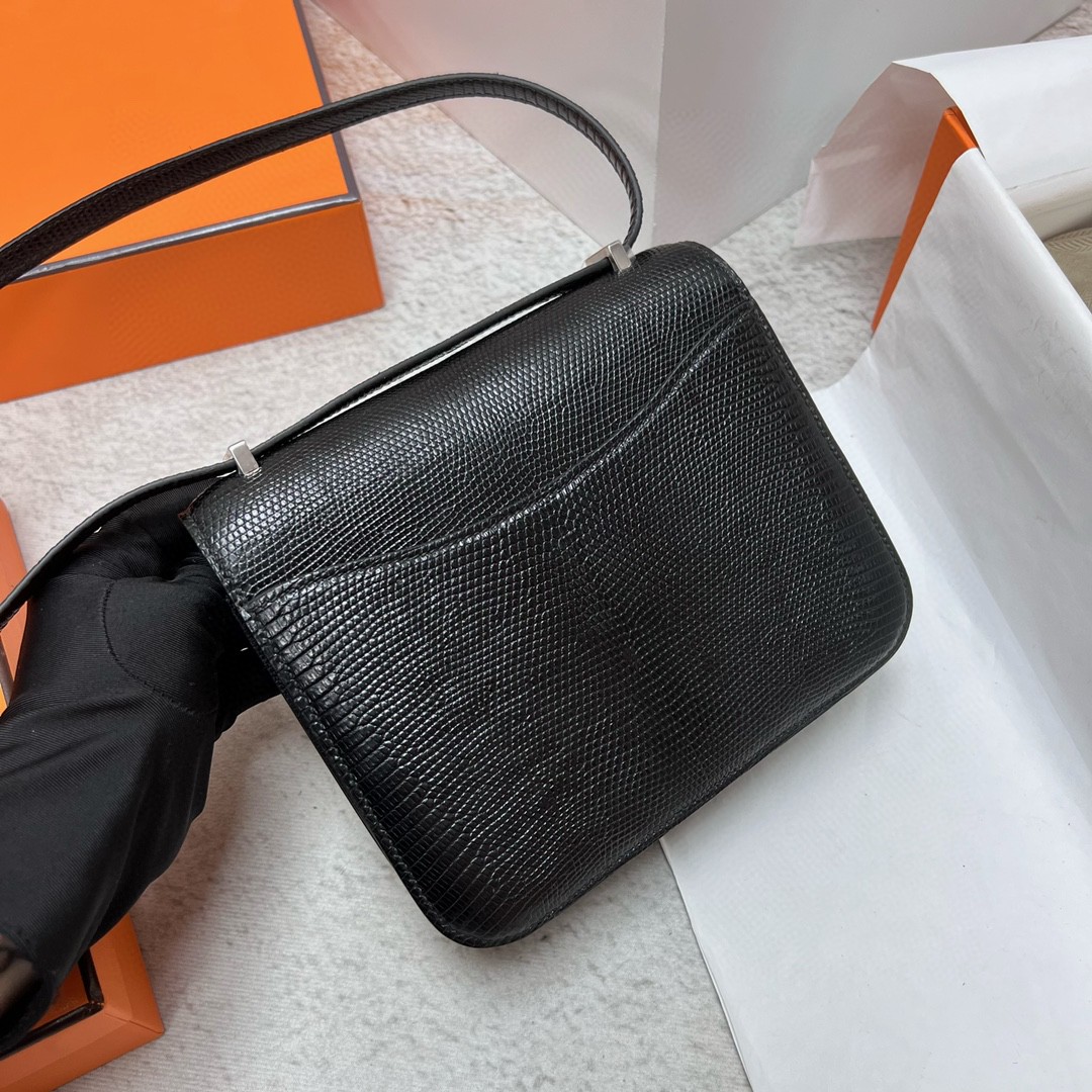 Hermès（爱马仕）Constance 空姐包 Lizard 进口亮面蜥蜴皮 ck89 黑色 Noir 银扣 18cm PHW 顶级手缝 Noir 银扣 18cm PHW 顶级手缝
