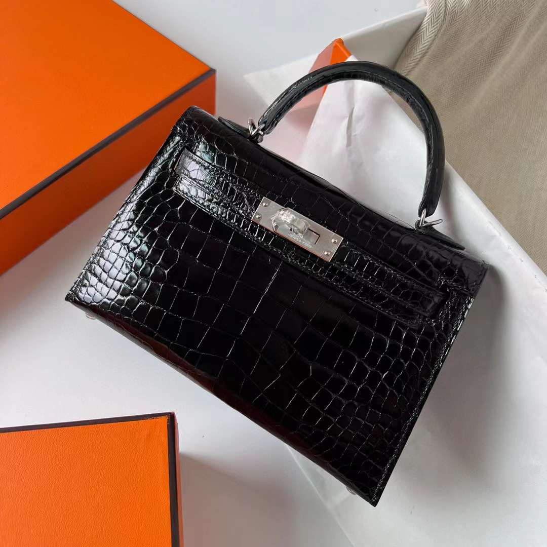 Hermès（爱马仕）Mini Kelly 迷你凯莉 亮面美洲鳄 Shiny Alligator Crocodile Ck89 黑色 银扣 22cm 全手工蜡线缝制 Phw