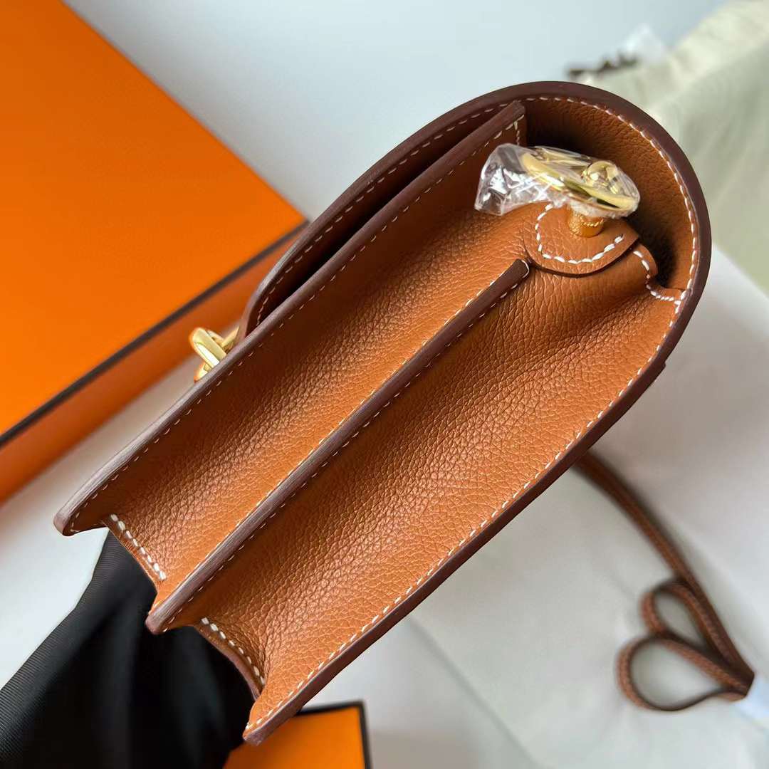 Hermès（爱马仕）Roulis 猪鼻子 Evercolor Ck37 金棕色 金扣 18cm 全手工蜡线缝制 Ghw