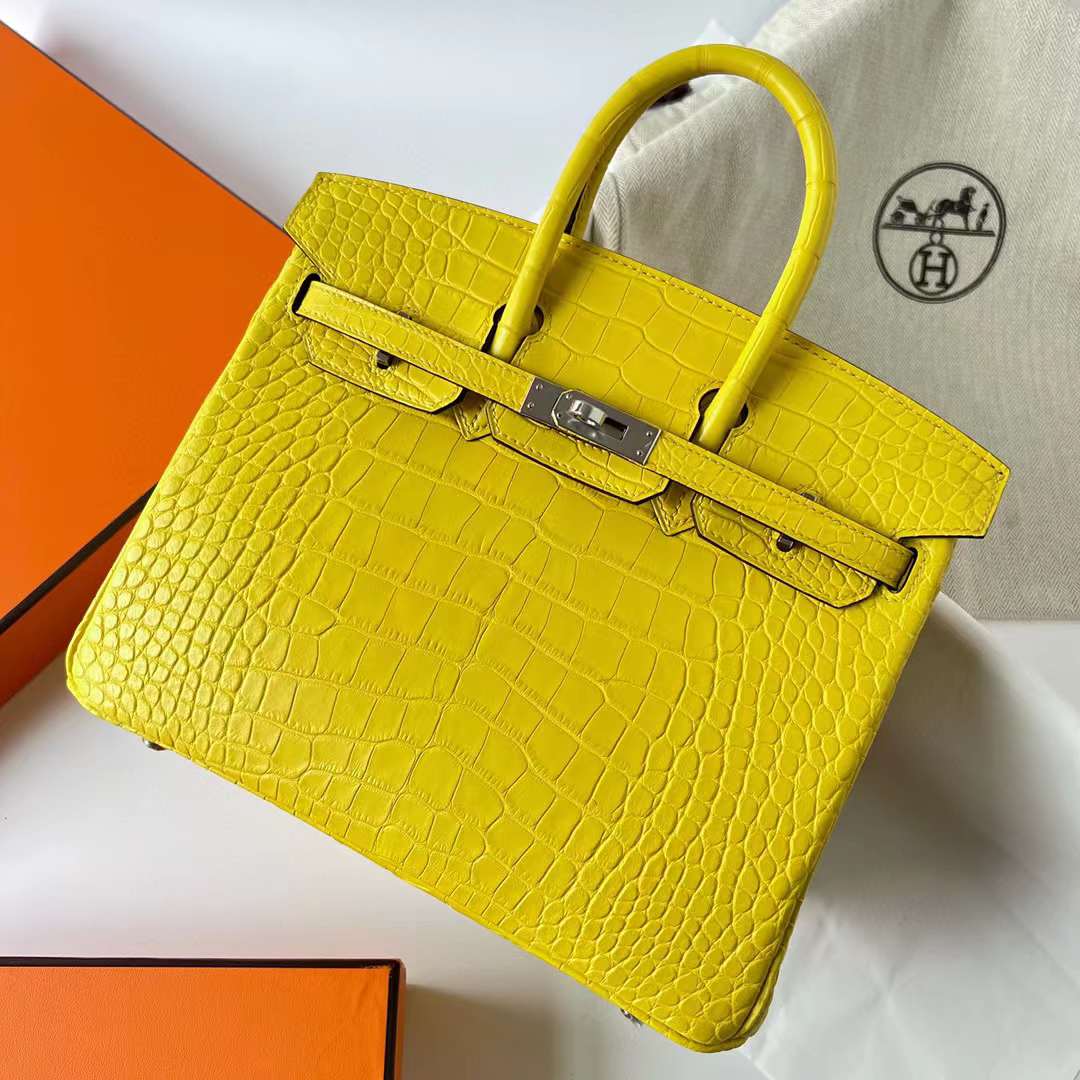 Hermès（爱马仕）Birkin 铂金包 雾面美洲鳄 Matte Alligator Crocodile M9 金盏花黄 银扣 25cm 全手工蜡线缝制 Phw
