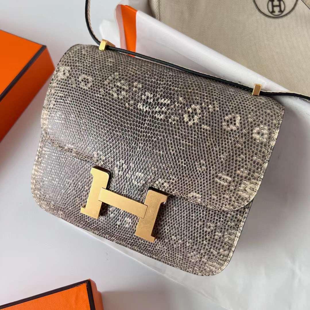 Hermès（爱马仕）Constance 康斯坦斯 Lizard 进口蜥蜴皮 01 自然色 金扣 19cm 全手工蜡线缝制 Ghw